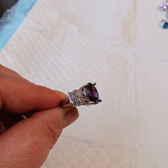 Silver Oval Purple Amethyst CZ Fashion Ring Size 7 NWOT - Picture 15 of 15